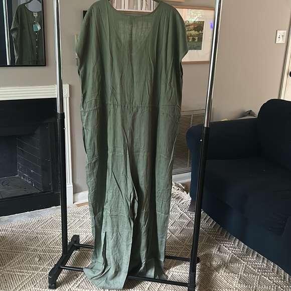 Linen button jumpsuit - Picture 5 of 7